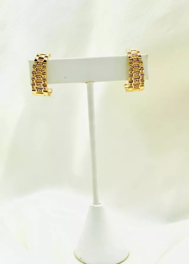 Studded Short Oval Hoop Earring